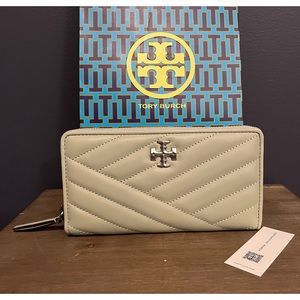 NWT Tory Burch Kira Chevron Zip Continental Wallet